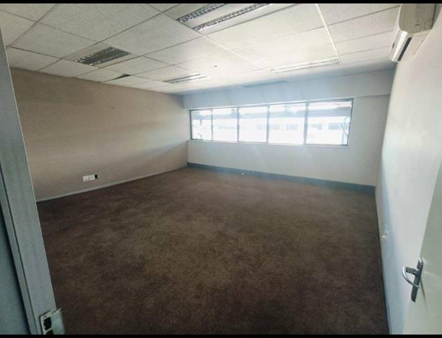 BUSINESS PROPERTY TO RENT IN RANDJESPARK